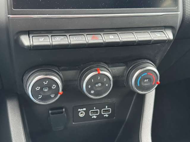 Fahrzeugbild eines Renault Clio