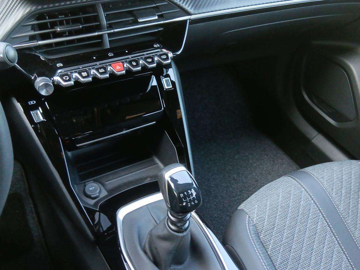 Fahrzeugbild eines Peugeot 2008