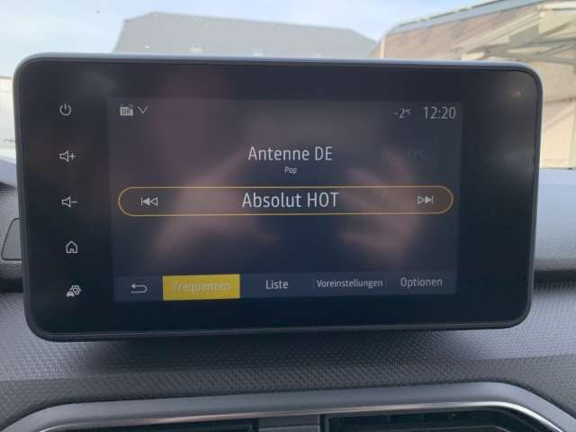 Fahrzeugbild eines Dacia Sandero