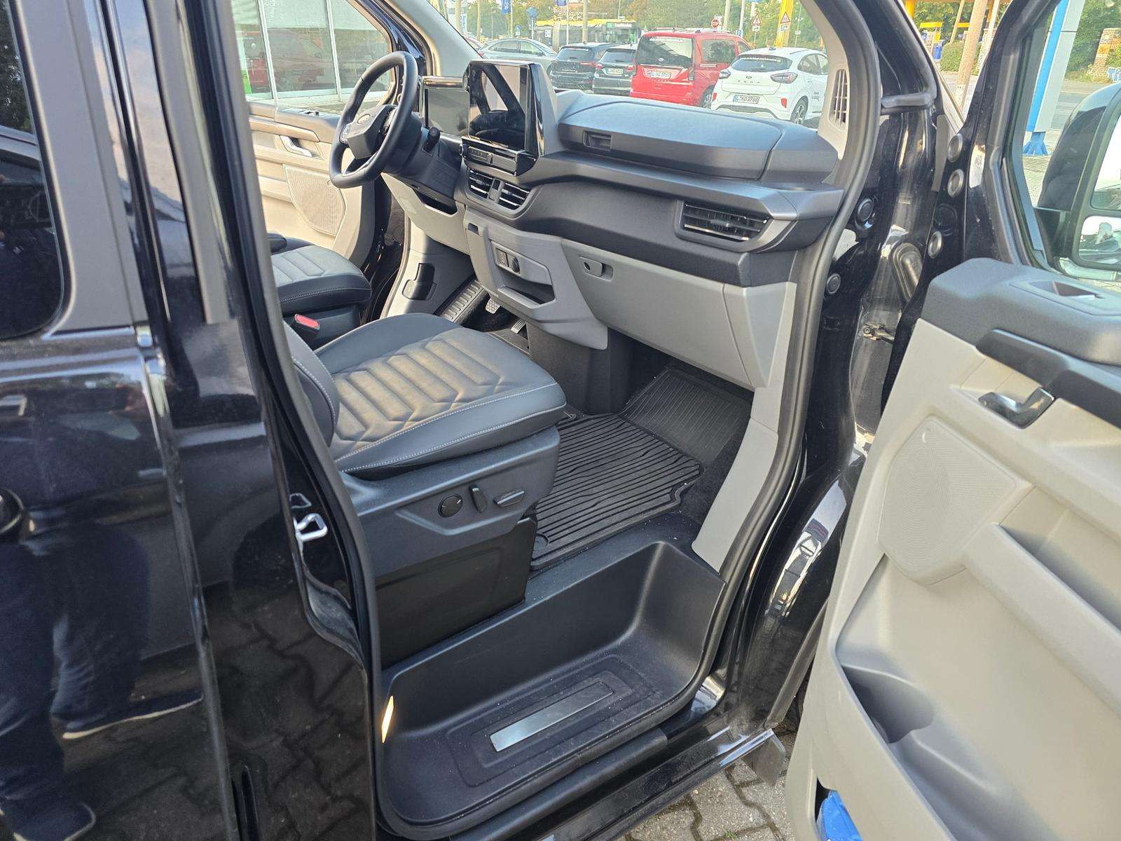 Fahrzeugbild eines Ford Tourneo Custom