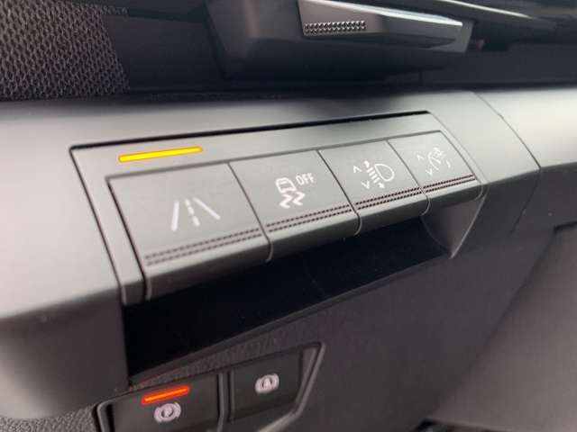 Fahrzeugbild eines Renault Megane E-TECH