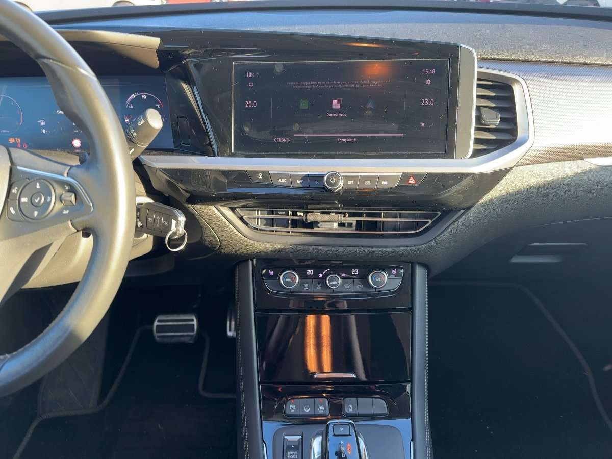 Fahrzeugbild eines Opel Grandland X