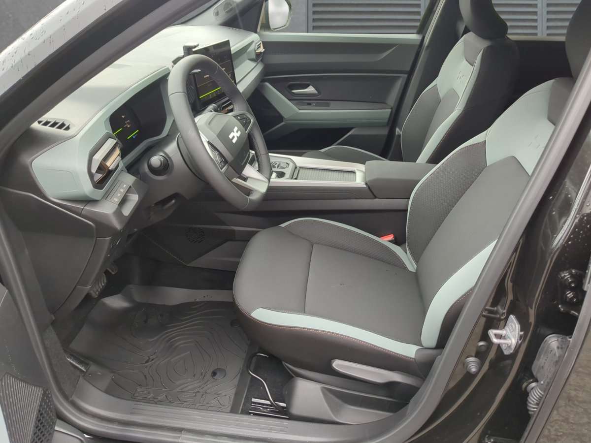 Fahrzeugbild eines Dacia Bigster