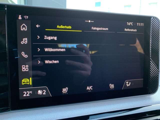 Fahrzeugbild eines Renault 5 E-TECH