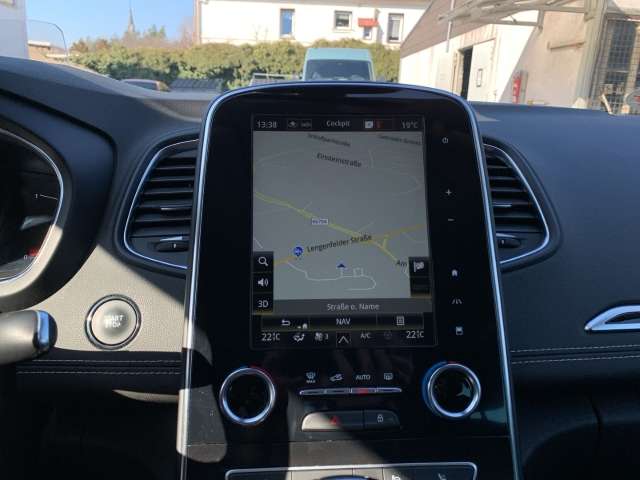 Fahrzeugbild eines Renault Scénic