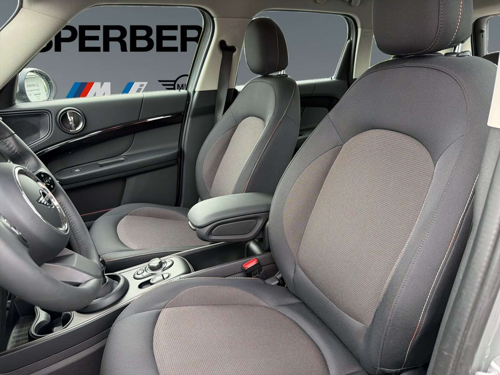 Fahrzeugbild eines MINI Countryman