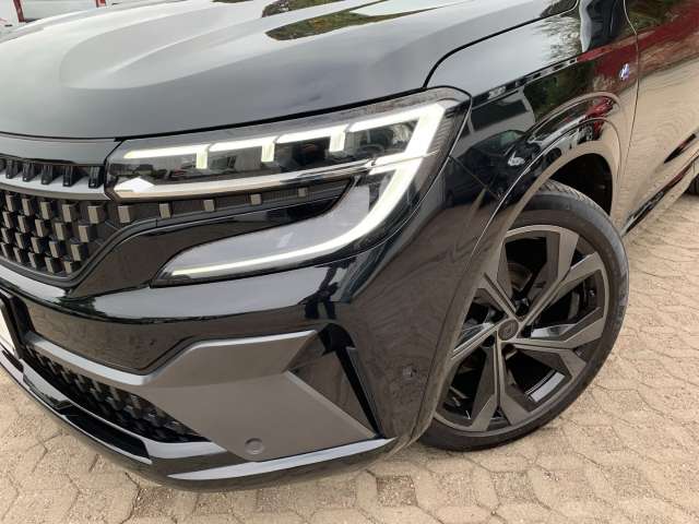 Fahrzeugbild eines Renault Austral