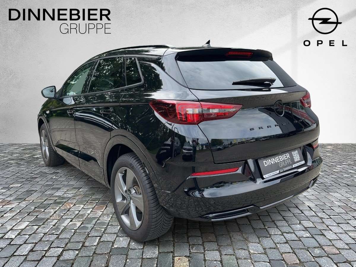 Fahrzeugbild eines Opel Grandland X