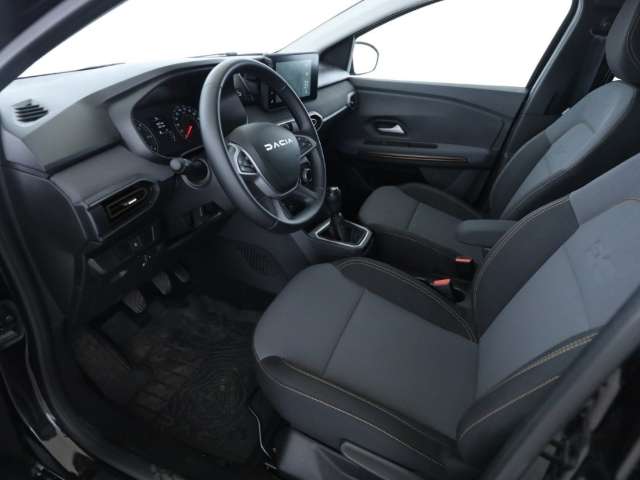 Fahrzeugbild eines Dacia Jogger
