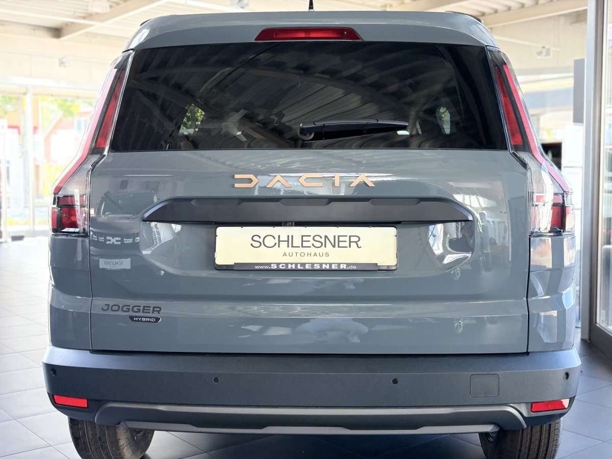 Fahrzeugbild eines Dacia Jogger