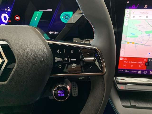 Fahrzeugbild eines Renault Scenic E-TECH