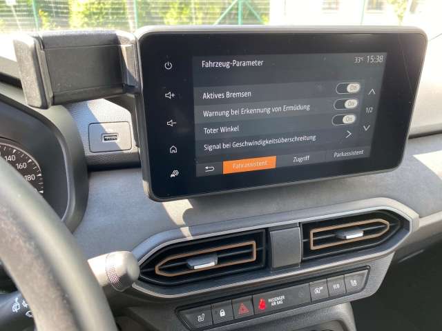 Fahrzeugbild eines Dacia Jogger