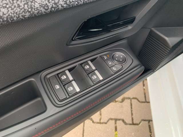 Fahrzeugbild eines Renault Clio