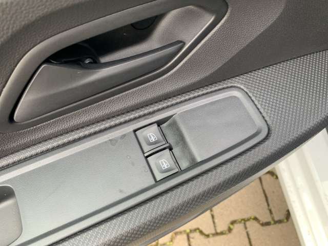 Fahrzeugbild eines Dacia Sandero