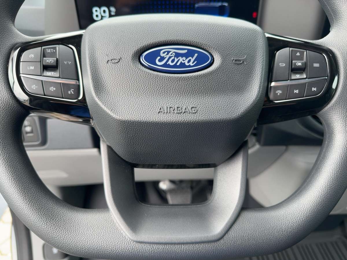 Fahrzeugbild eines Ford Transit Custom