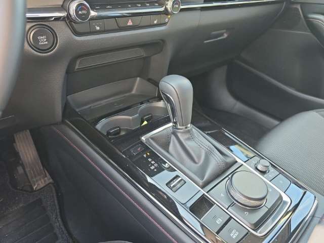 Fahrzeugbild eines Mazda CX-30