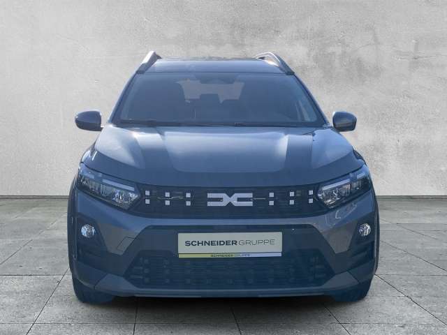 Fahrzeugbild eines Dacia Jogger