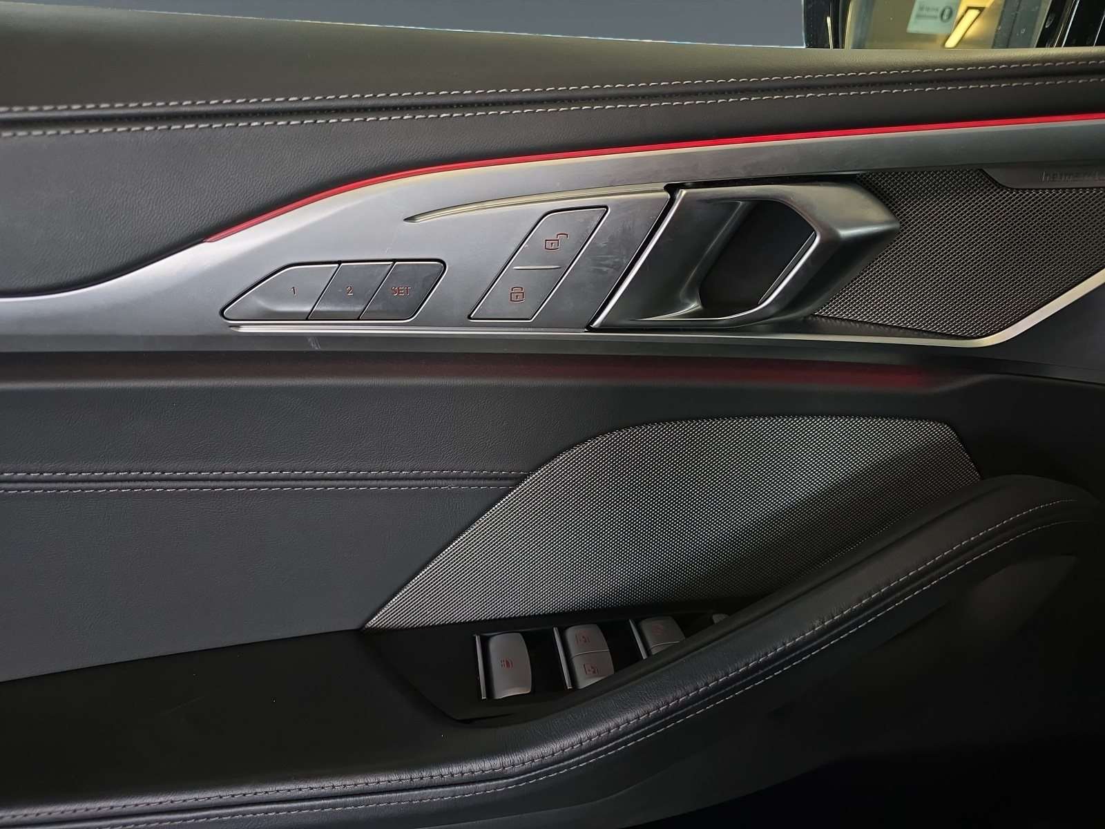 Fahrzeugbild eines BMW 8er-Reihe