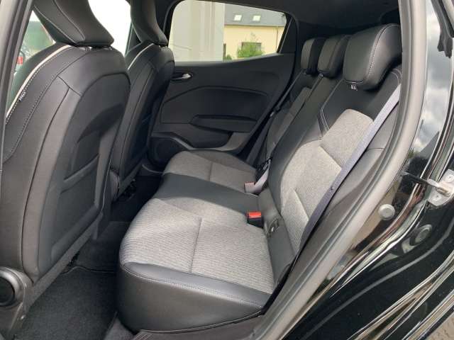 Fahrzeugbild eines Renault Clio