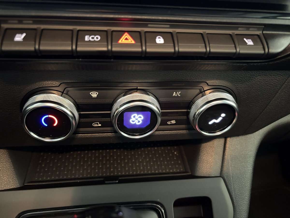 Fahrzeugbild eines Renault Kangoo E-TECH