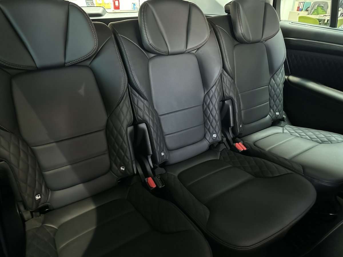 Fahrzeugbild eines Renault Espace