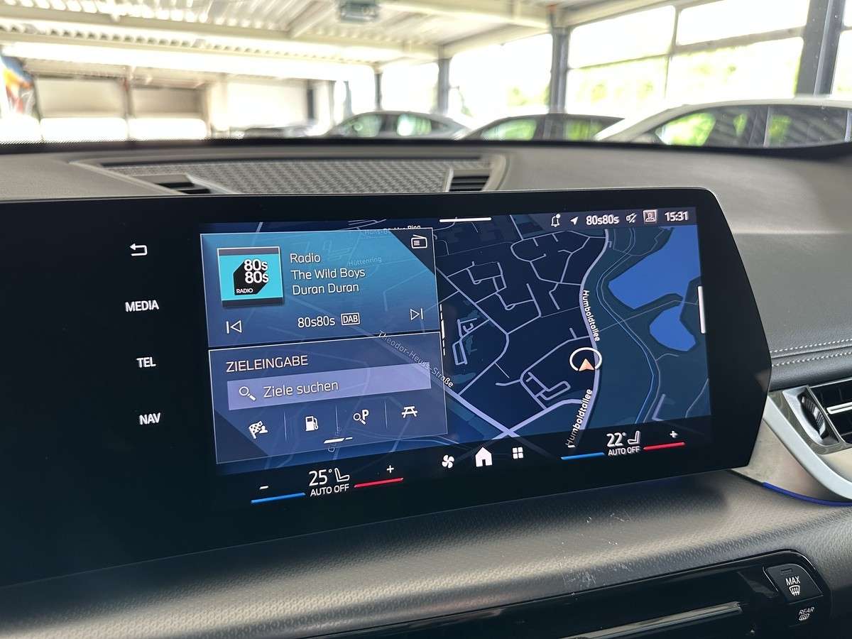 Fahrzeugbild eines BMW X1