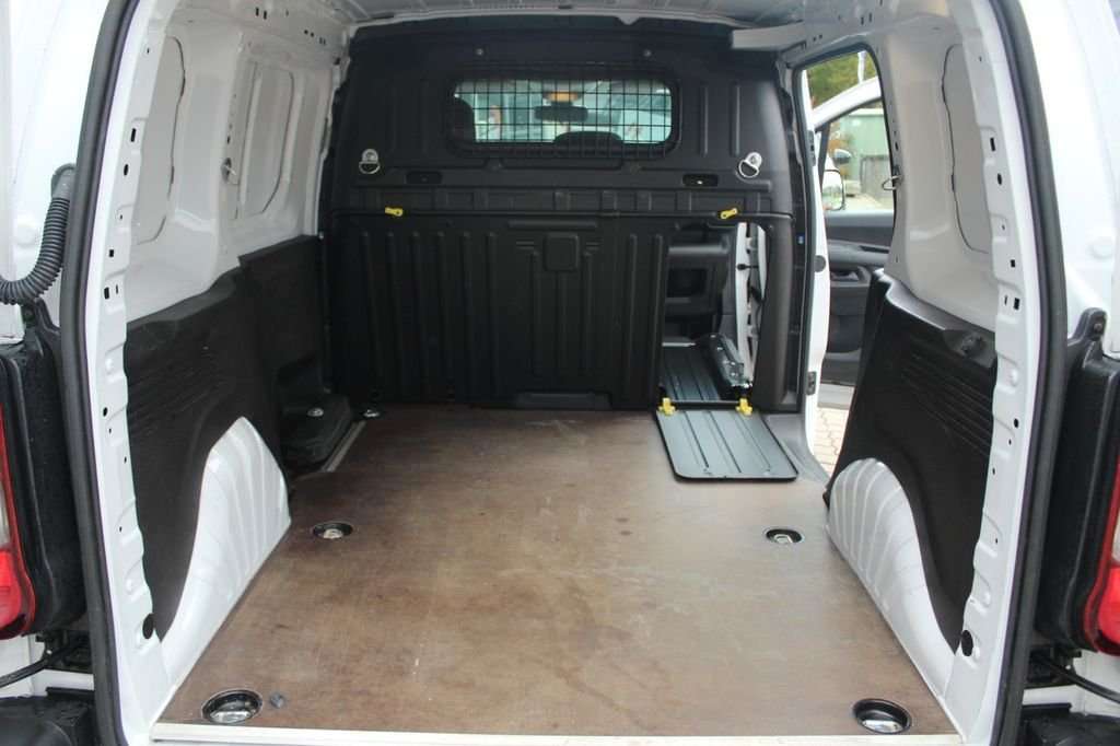 Fahrzeugbild eines Toyota Proace City