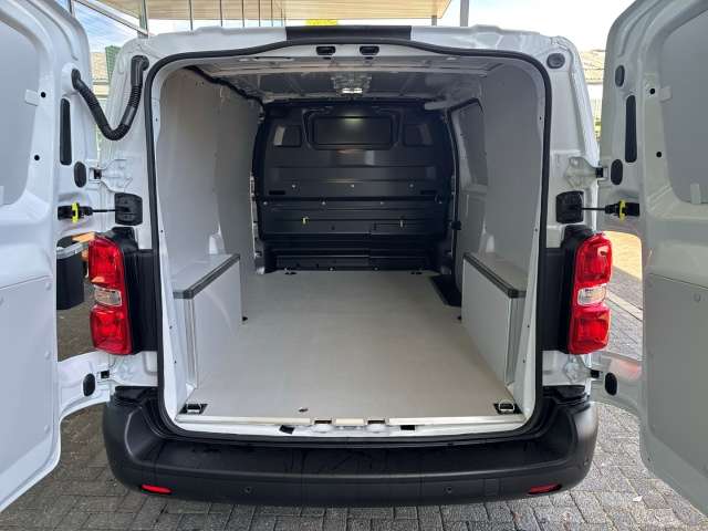Fahrzeugbild eines Opel Vivaro