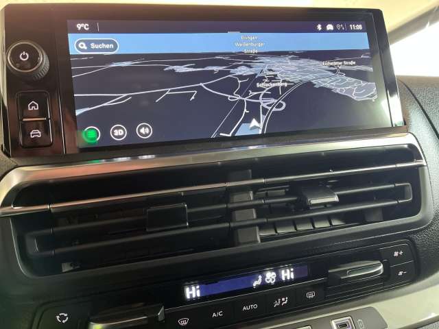 Fahrzeugbild eines Opel Zafira Life