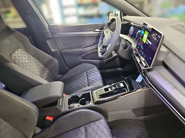 Fahrzeugbild eines Volkswagen Golf