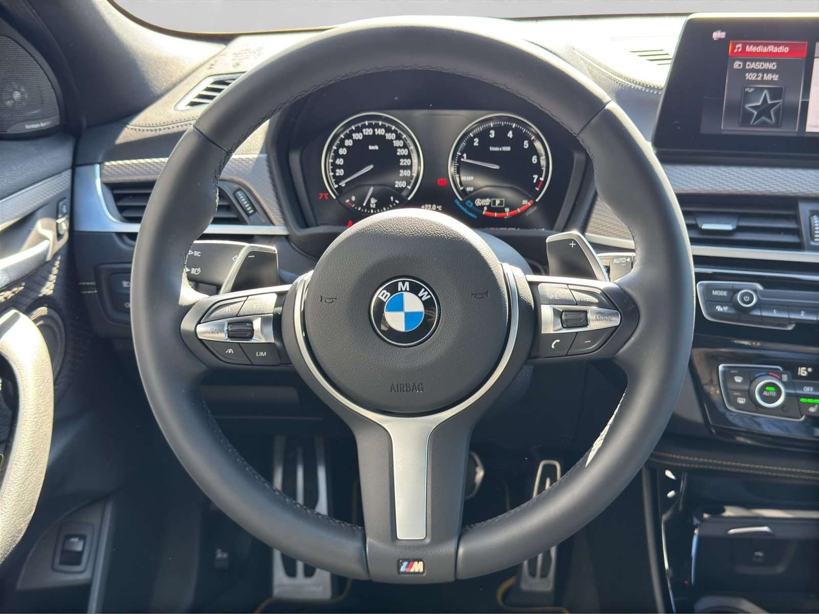 Fahrzeugbild eines BMW X2