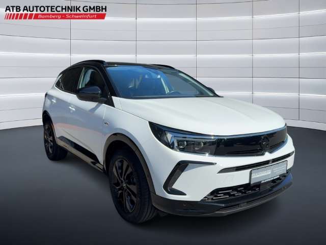 Fahrzeugbild eines Opel Grandland X