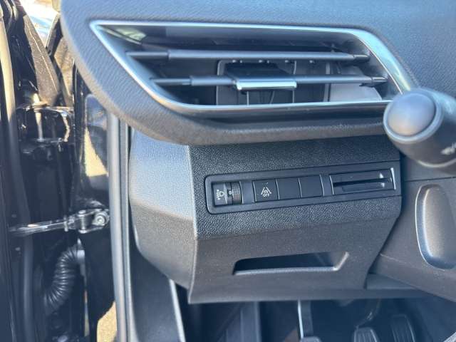Fahrzeugbild eines Peugeot 5008