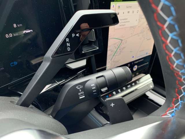 Fahrzeugbild eines Renault Rafale