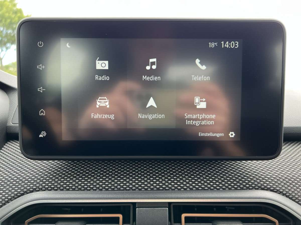 Fahrzeugbild eines Dacia Sandero