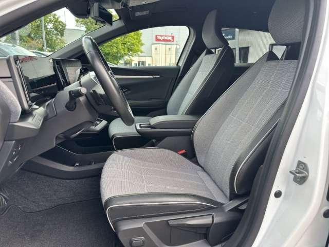 Fahrzeugbild eines Renault Megane E-TECH