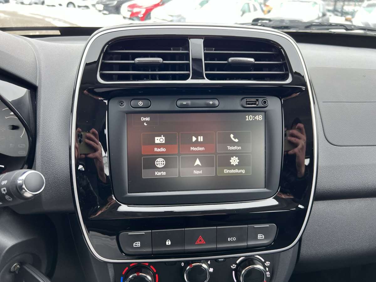 Fahrzeugbild eines Dacia Spring