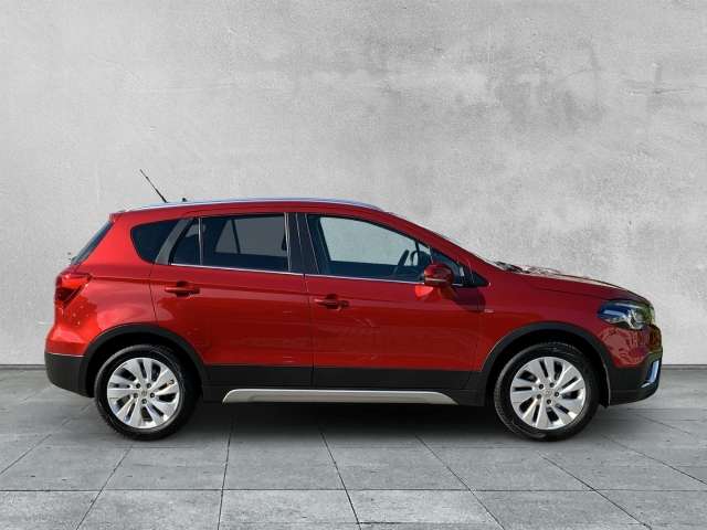 Fahrzeugbild eines Suzuki S-Cross