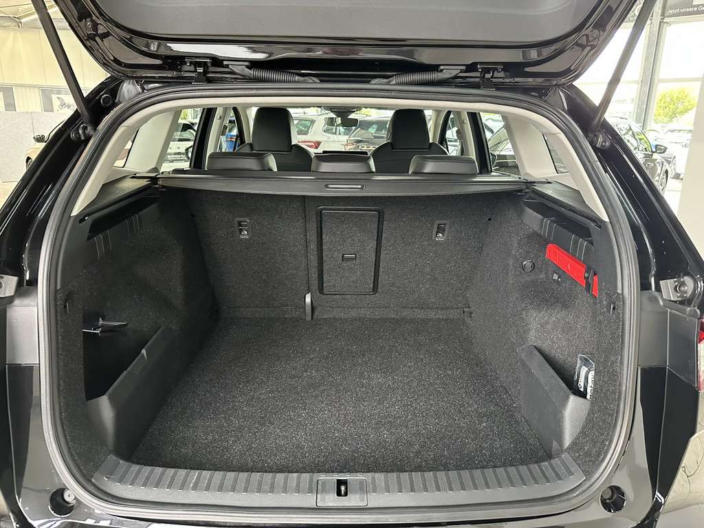 Fahrzeugbild eines Skoda ENYAQ