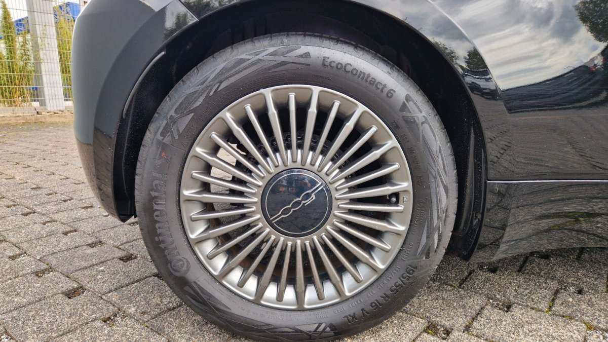 Fahrzeugbild eines Fiat 500