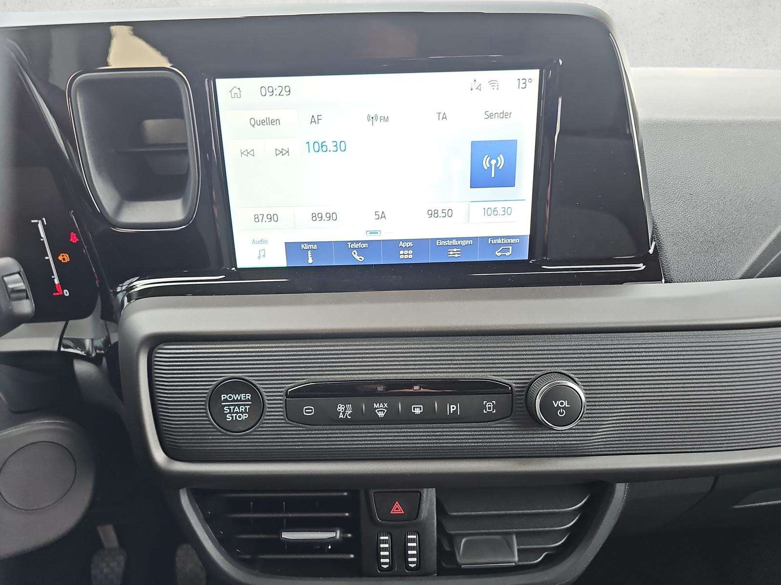 Fahrzeugbild eines Ford Tourneo Courier