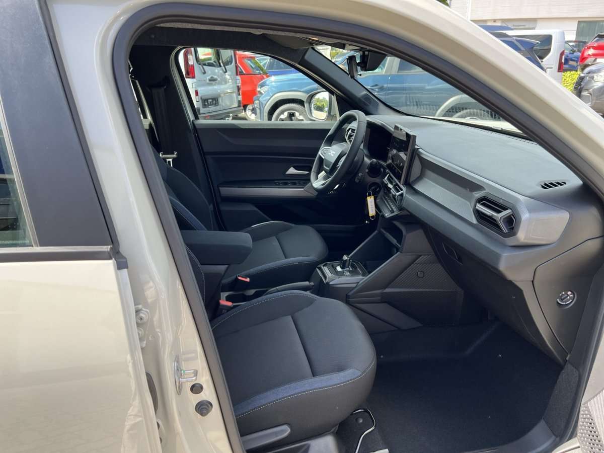 Fahrzeugbild eines Dacia Duster