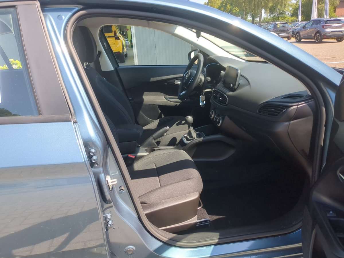 Fahrzeugbild eines Fiat Tipo