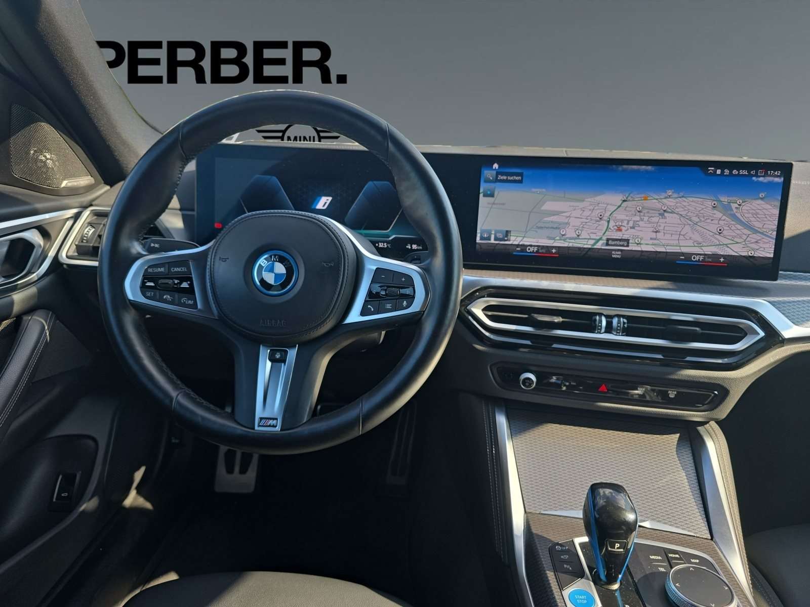 Fahrzeugbild eines BMW i4