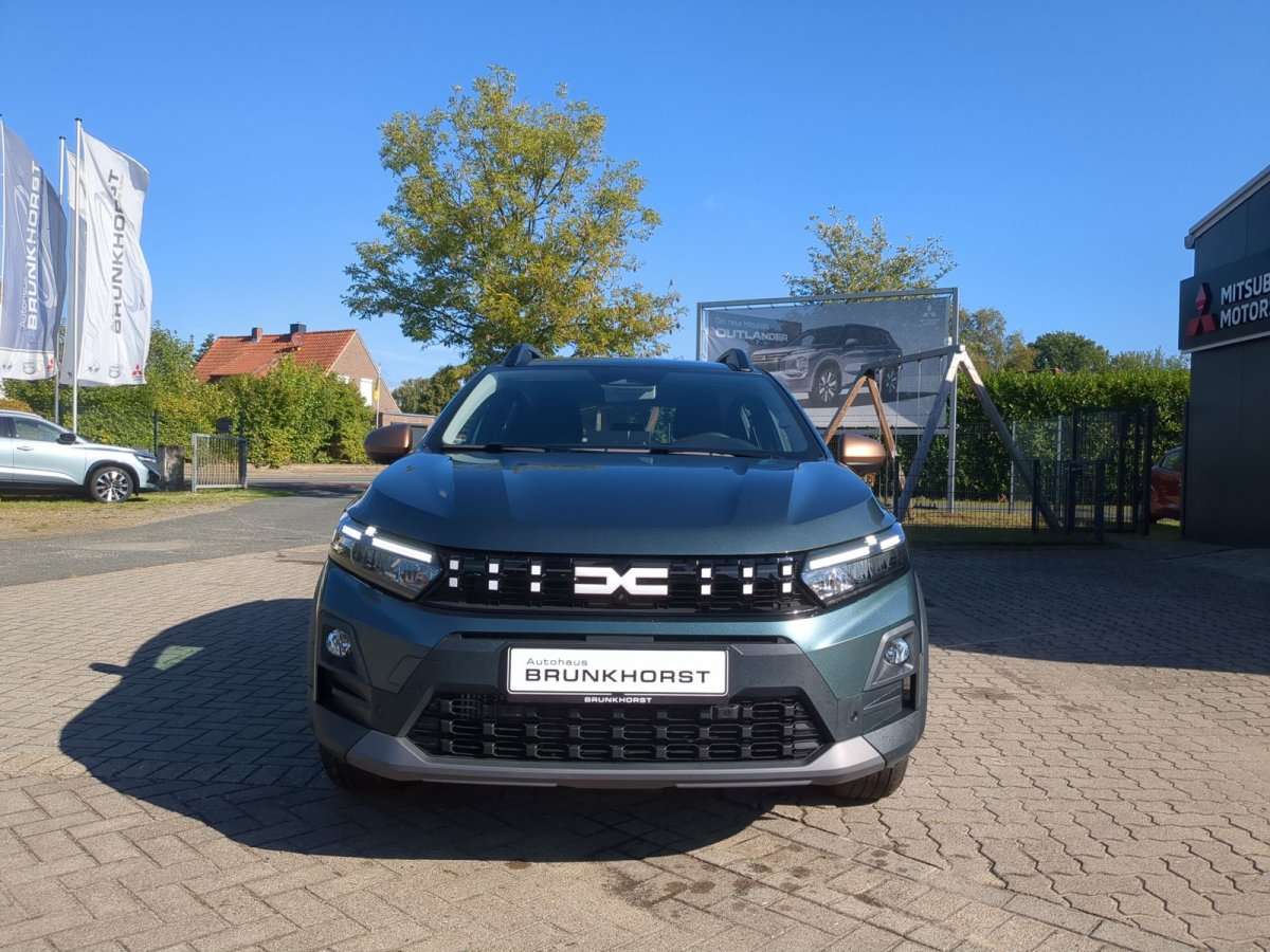 Fahrzeugbild eines Dacia Sandero