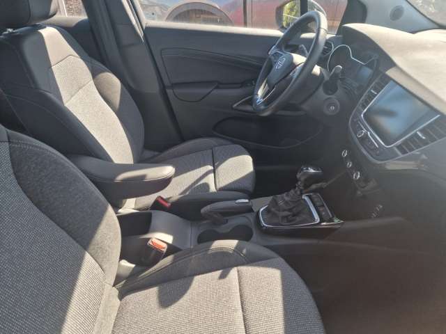 Fahrzeugbild eines Opel Crossland X
