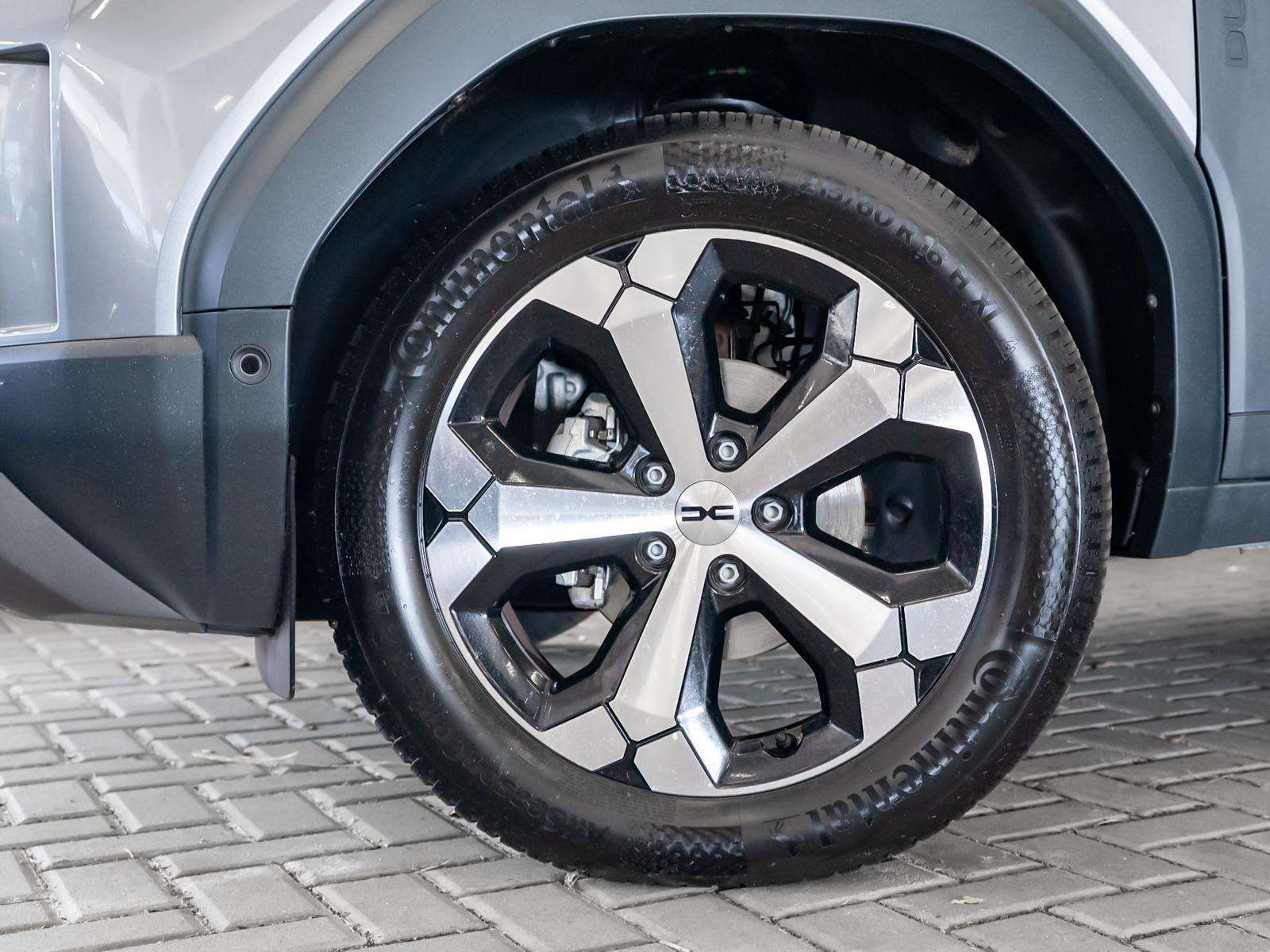 Fahrzeugbild eines Dacia Duster