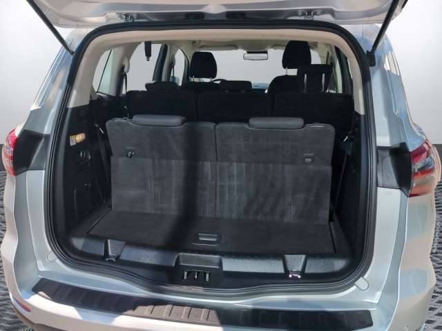 Fahrzeugbild eines Ford S-MAX