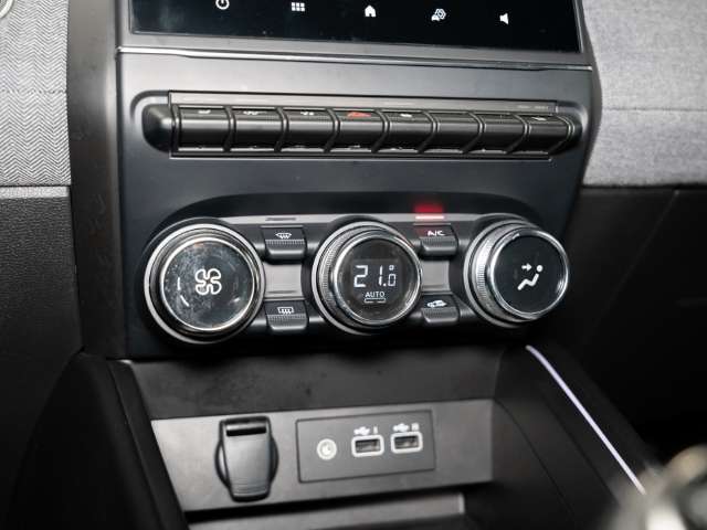 Fahrzeugbild eines Renault Clio