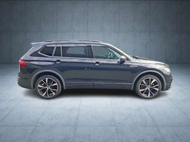Fahrzeugbild eines Volkswagen Tiguan Allspace